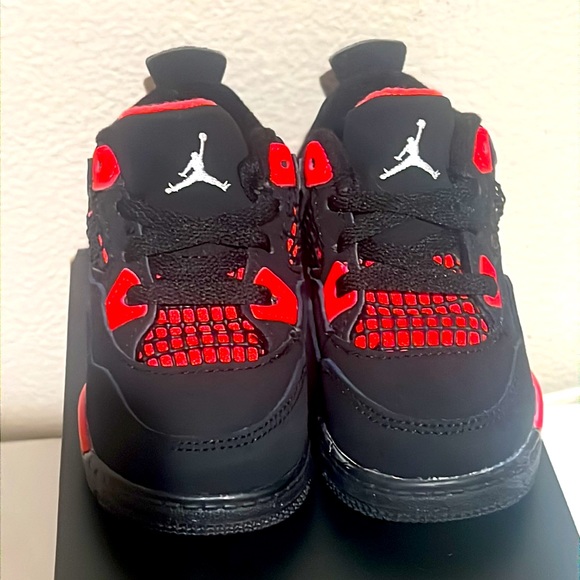 Kids Jordan 4 Retro (Black/ Red) - Picture 2 of 7